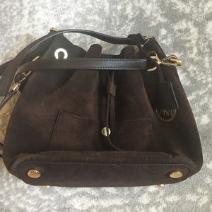 Michael Kors “Greenwich” suede bucket bag